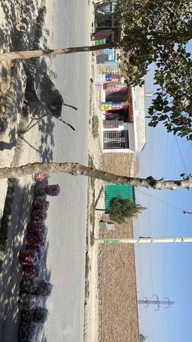 ‎‎‎چهاردیواری در نبس سرک قیر عمومی‎‎‎