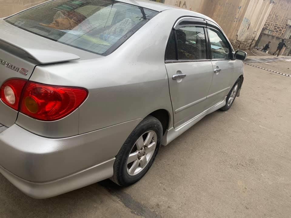 کرولای-کانادایی-2003-اسکلاس