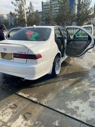 Toyota camry model 1999 cell.0781 60 67 60 ..0780736664