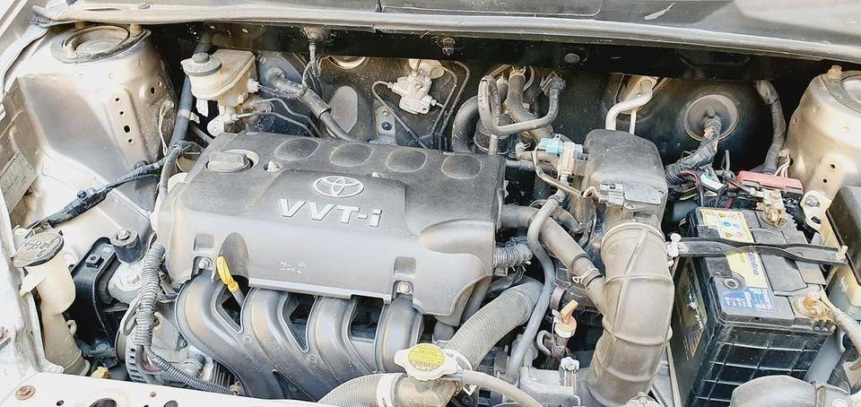 RS-Vitz-اراس-ویډز-2004