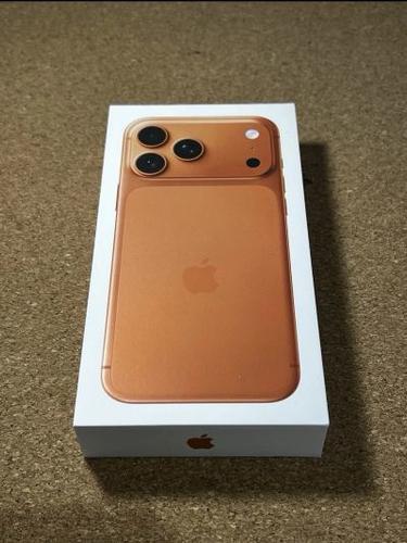 اپل آیفون ۱۷ پرو مکس، ۲۵۶ گیگابایت، رنگ Cosmic Orange (نارنج