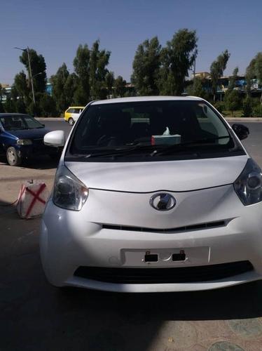 Toyota iQ