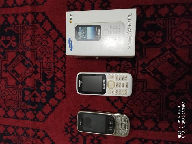 دو عدد تیلفون ساده نوکیا و سمسونگ