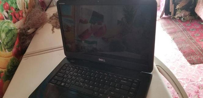 Laptop DELL intel (R) Core i3 4GB RAM 750GB HDD
