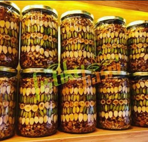 عسل با مغزيات تقويت كننده جسمى و مغزى شما محصول از كشور ت