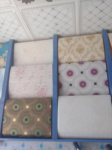 کاغذ دیواری جدید. فی رول. ۶۰۰ افغانی. بدون کار. 07298428