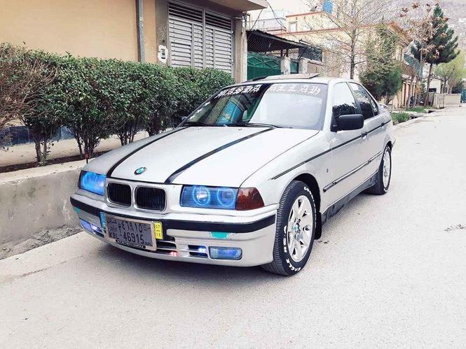 فروش یک عراده BMW مادل 1991 0784884472