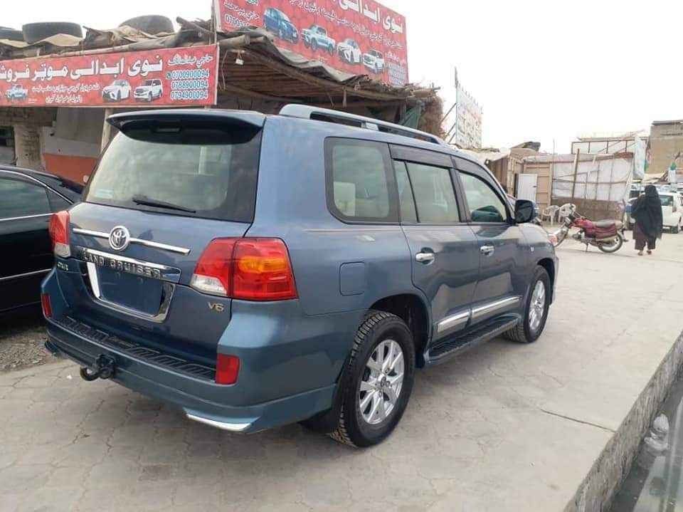 لنډ-کرږﺯر
