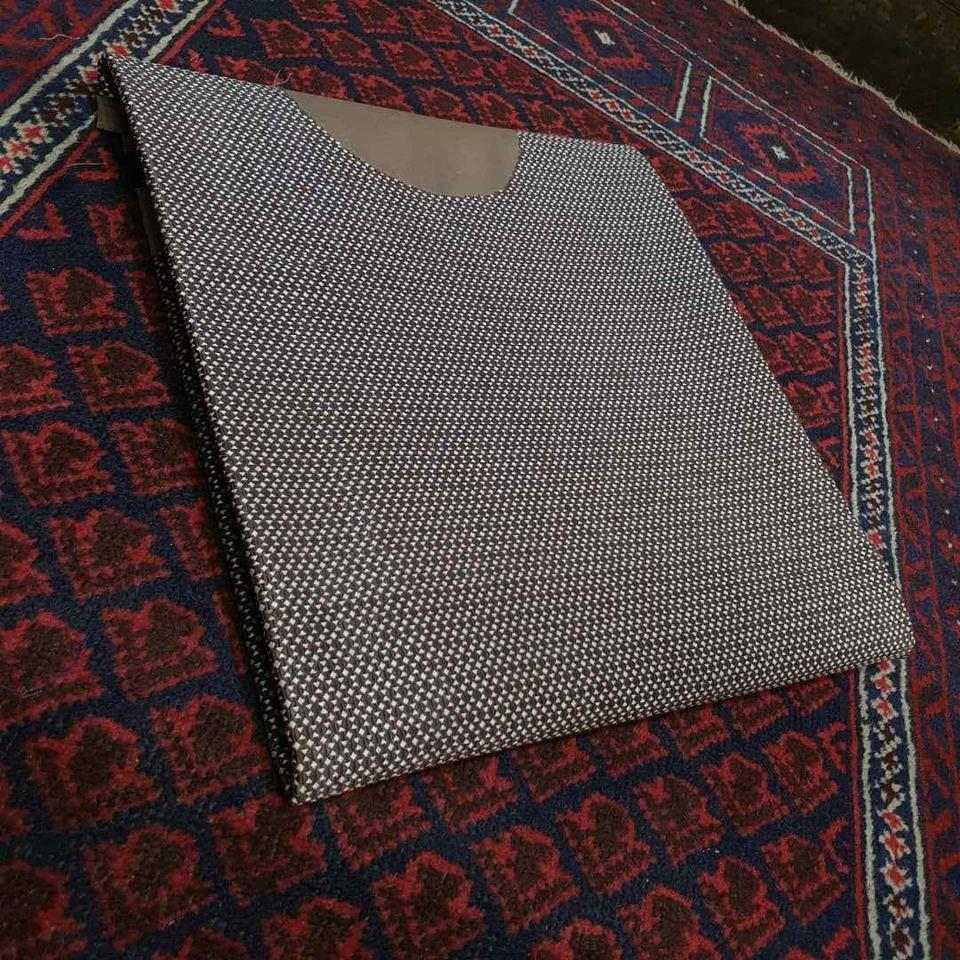 لاسی-چهار-کونجه-غاړه