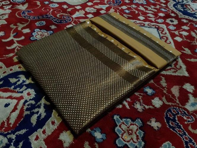 ښایسته رنک اوښایسته میده خامک ولاچوکاټی غاړه راغلی ده نوی نخ