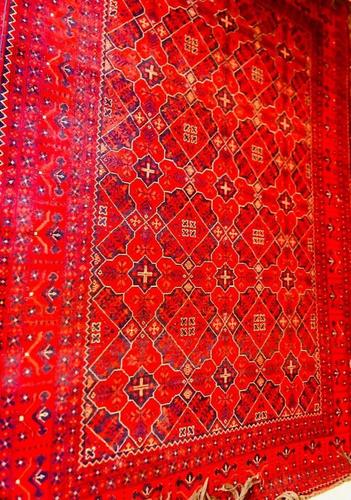 یک جوره قالین وطنی ۶ متره بسیار نو بیدون خراش و زدگی 0783322