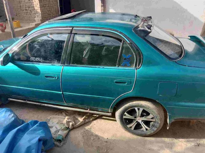 موتر کرولا 96 ماډل منفي 3 به نام شخص