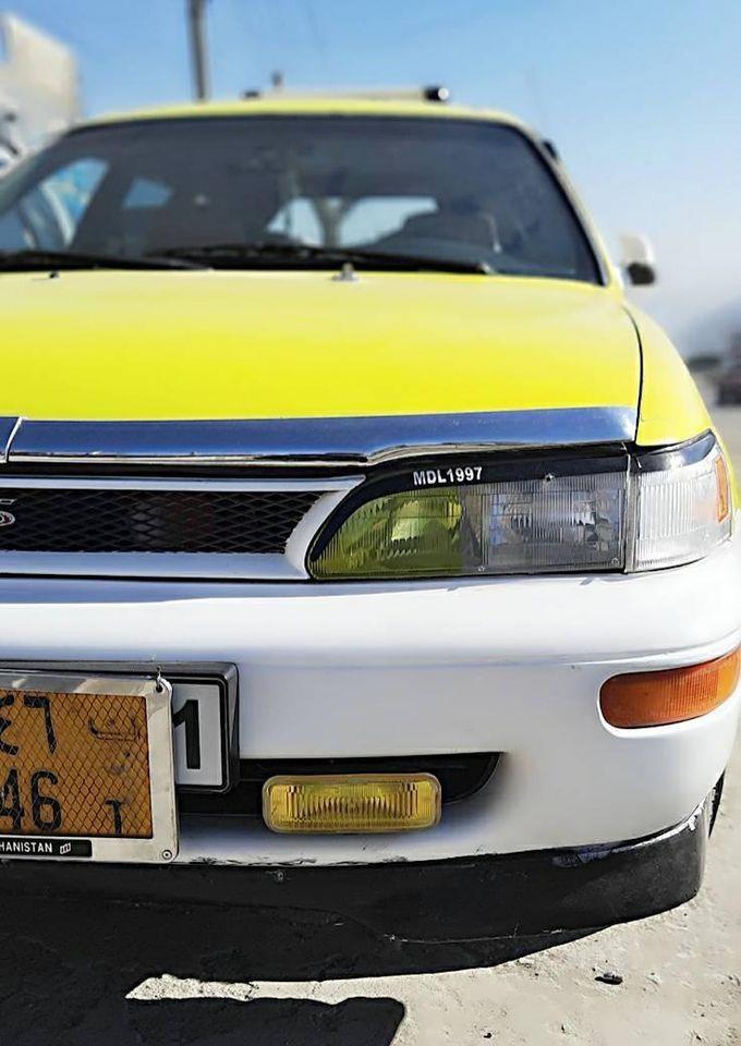 TOYOTA-Corolla