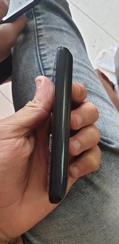 Lg چهار سیمکارته اصلی به ضمانت از هر نگاه 0730089898