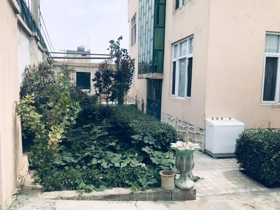 خانه-فروشی