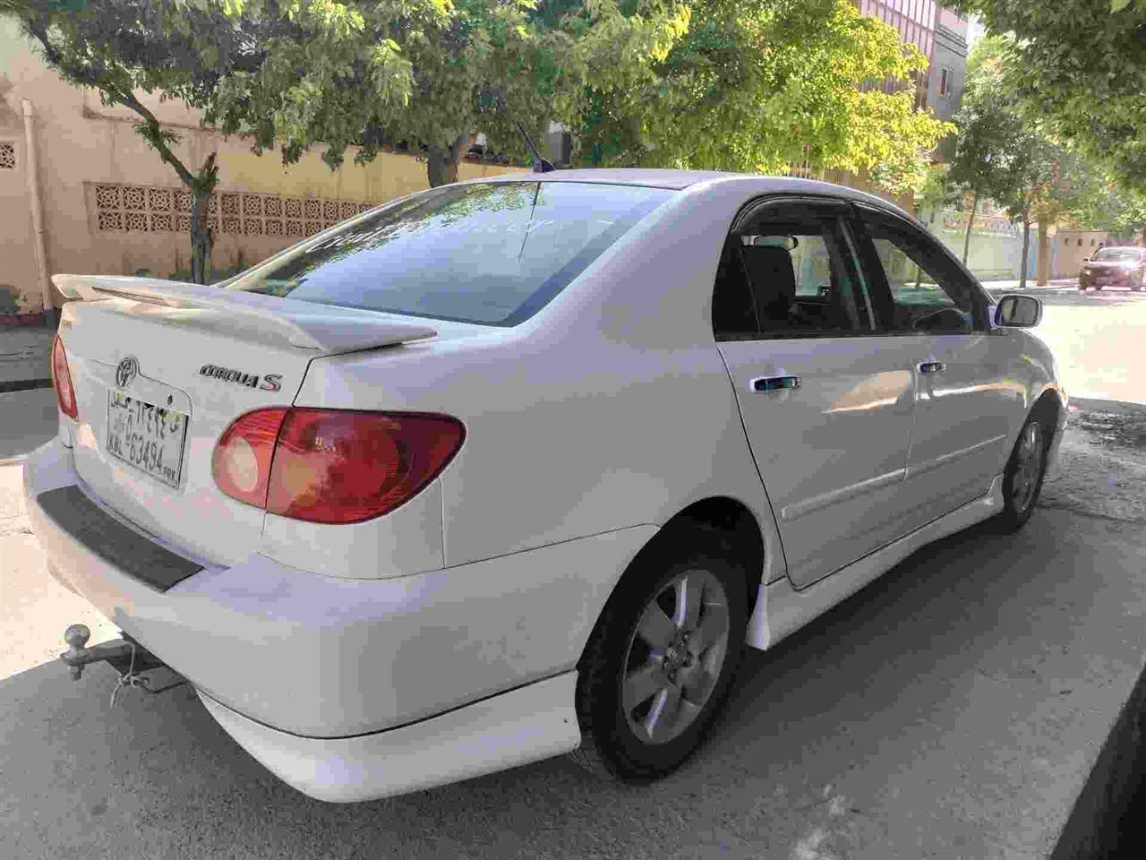 تیویتا-کرولای-2005