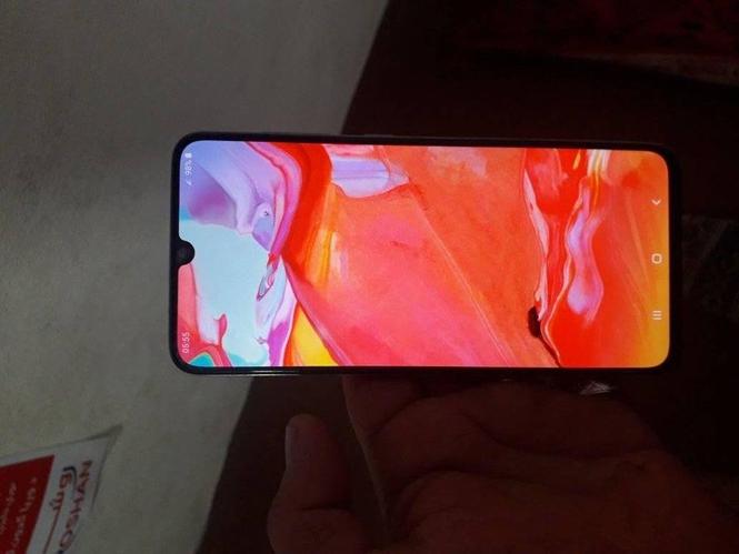 Samsung galaxy A70 فروش عاجل