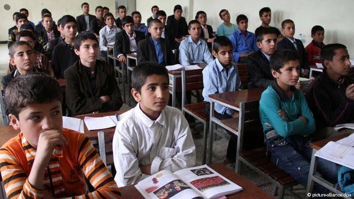 مرکز-آموزشی-نوی-آریانا-افغان
