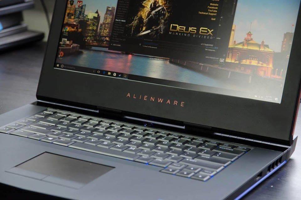 DELL-Alienware-15-R3-Gaming-Laptop
