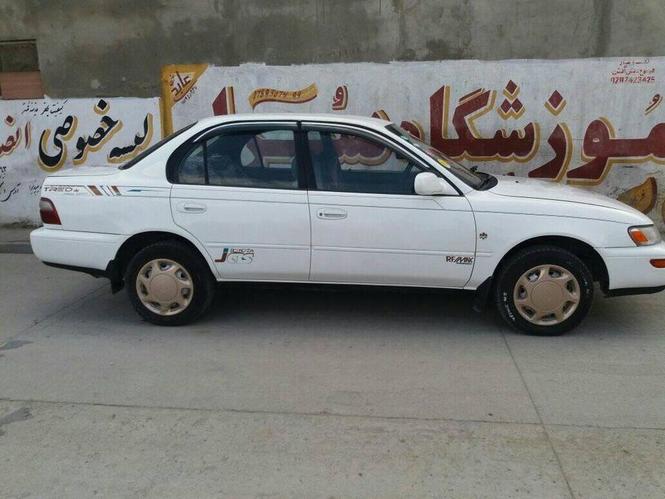 فروش یک عراده موتر کرولا ۱۹۹۴