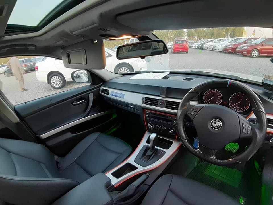 BMW-ناواریده