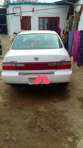 فروش عاجل یک عراده کرولا کانادای