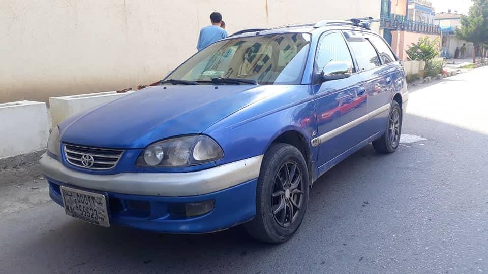 TOYOTA-AVENSIS-1998