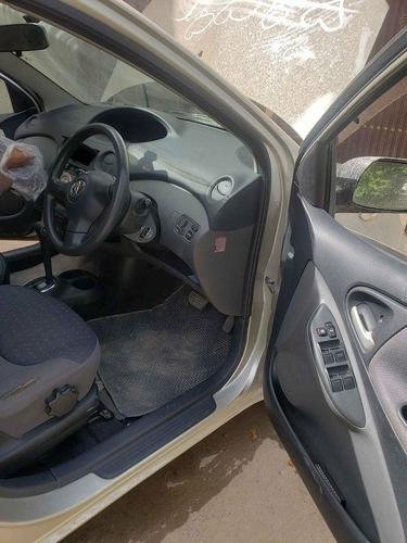 ویدیز روغ غټ ماشین ګولدن رنګ ماشین 1300 cc