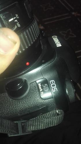 کمره Canon 5D Mark 4 بسیار نو استاک خارج