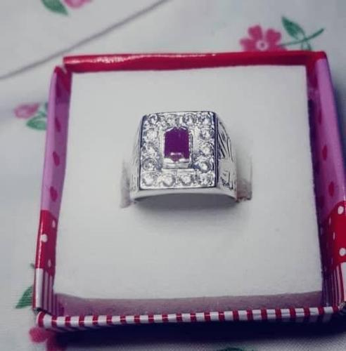 یاقوت جکدلگ خوش رنگ و ظریف 0787812528