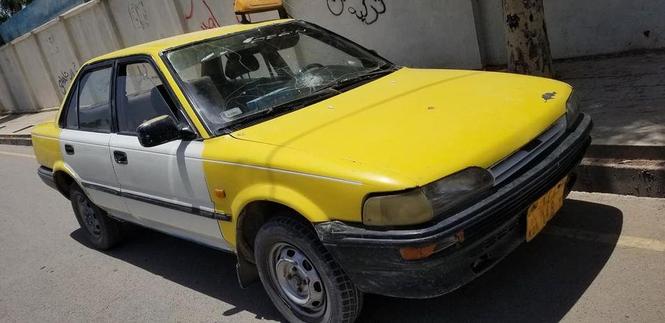 دخرڅ موټر کورلا ۱۹۸۸ ماډل افغانستان لاس فلیټ لری ۸ کاله باک