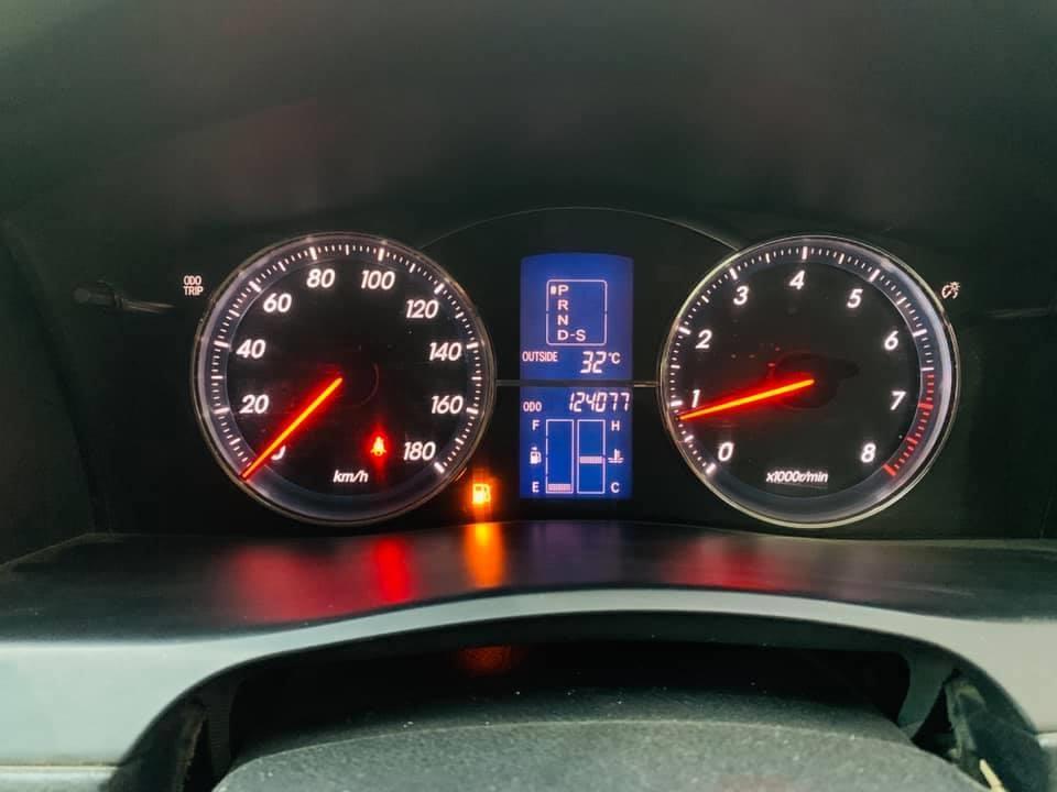 Toyota-Mark-X-2500G