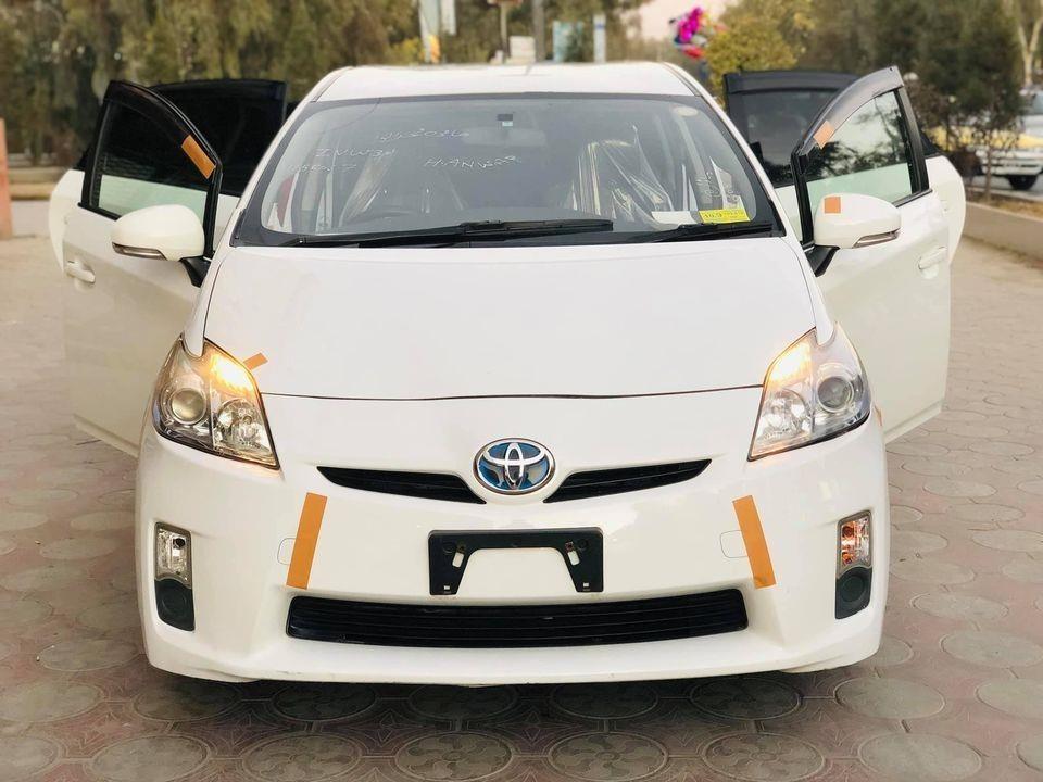 Toyota-prius-hybrid