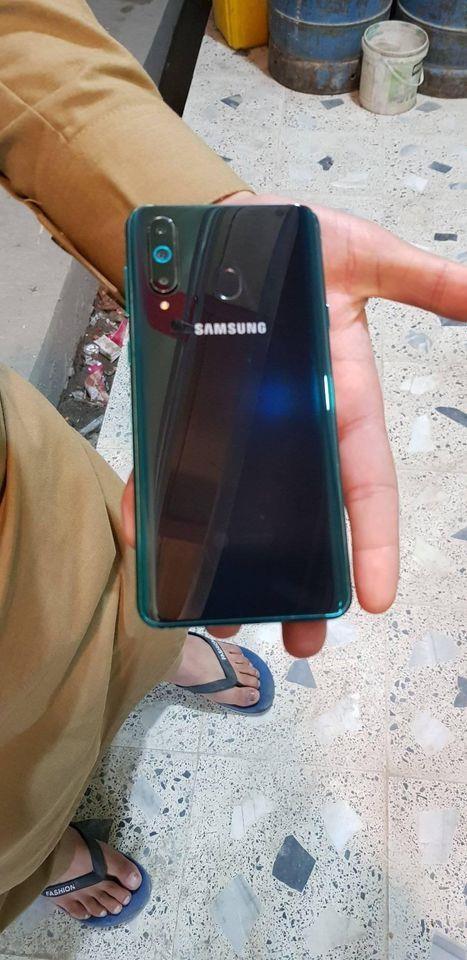 موبایل-فروشی-گلکسی-A8s-2019