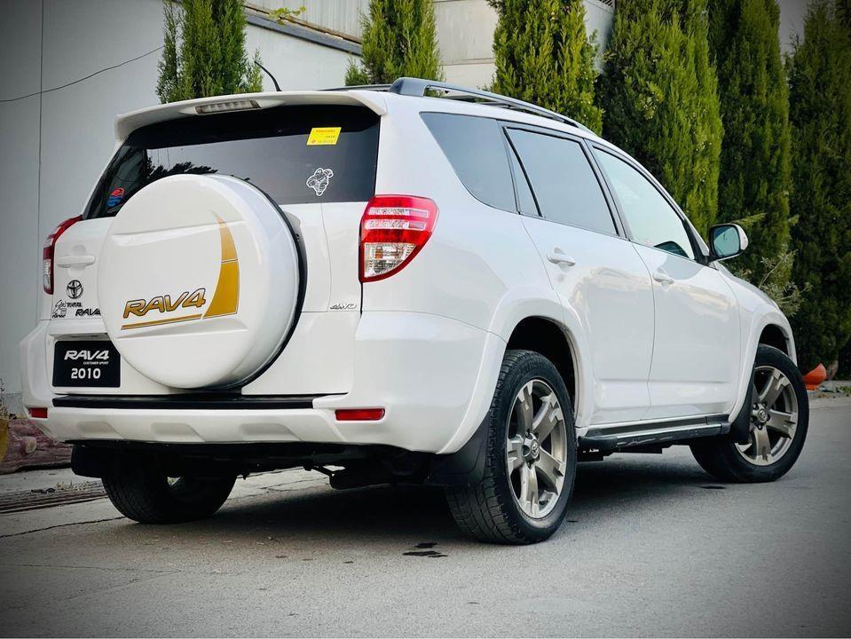 Toyota-Rav4-2009-Sport