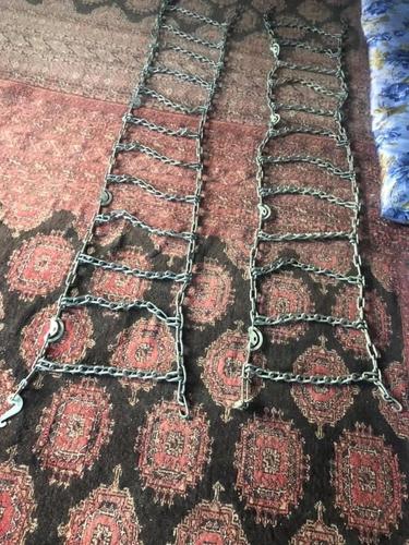 زنجیر تایر از کرولا مادل ۲۰۰۰ بالاتر ۱۰۰۰ افغانی