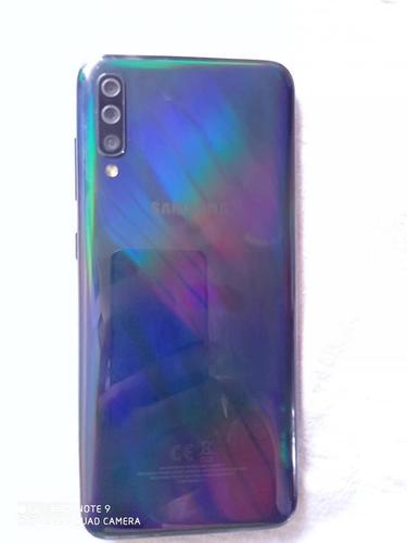 فروش عاجل A70 تمیز ثابت