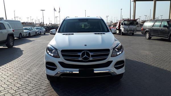2018-Mercedes-Benz-GLE-350