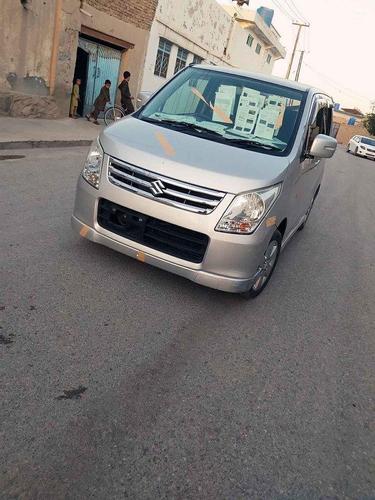 نواريده سوزکى چت کات غټ ماشن سوفه سيټ2018مادل فول افشن بټن چ