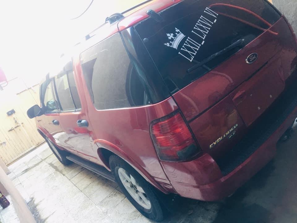 Ford-Exploer