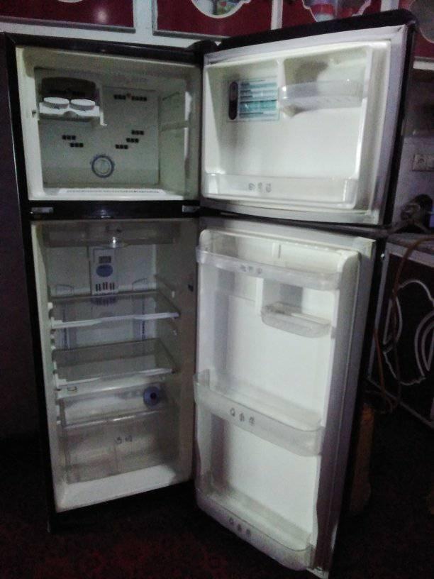 یخچال-به-رنگ-سیاه-نو-ثابت-whirlpool-mastermind-با