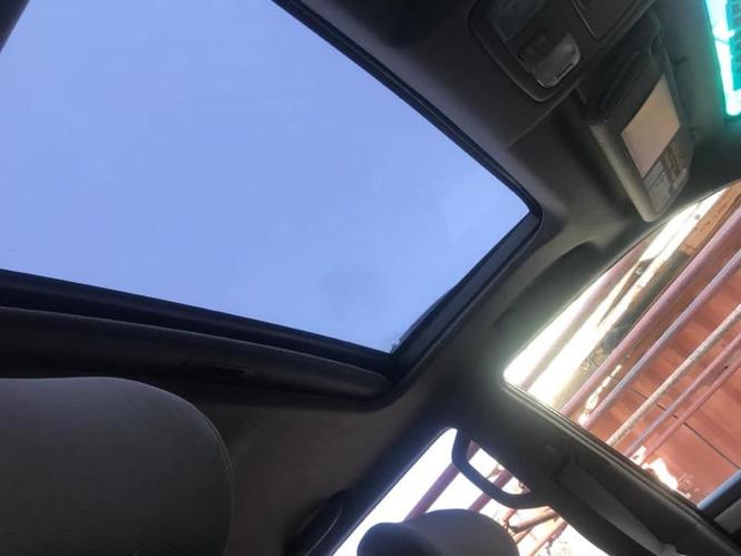 فرونر مدل ۲۰۰۷ نو وارد بدون تکر سندروف و کمک دارد
