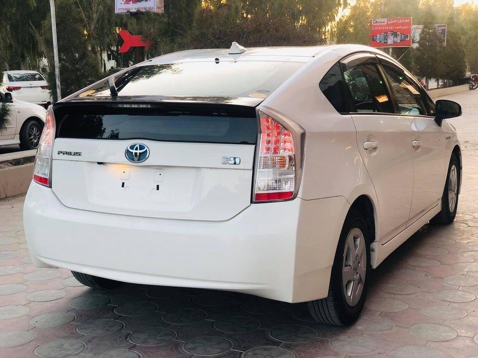Toyota-Prius-Hybrid