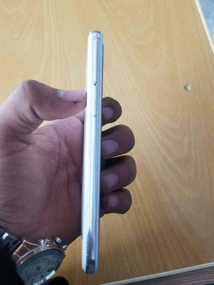 --AQUOS-تلفون--