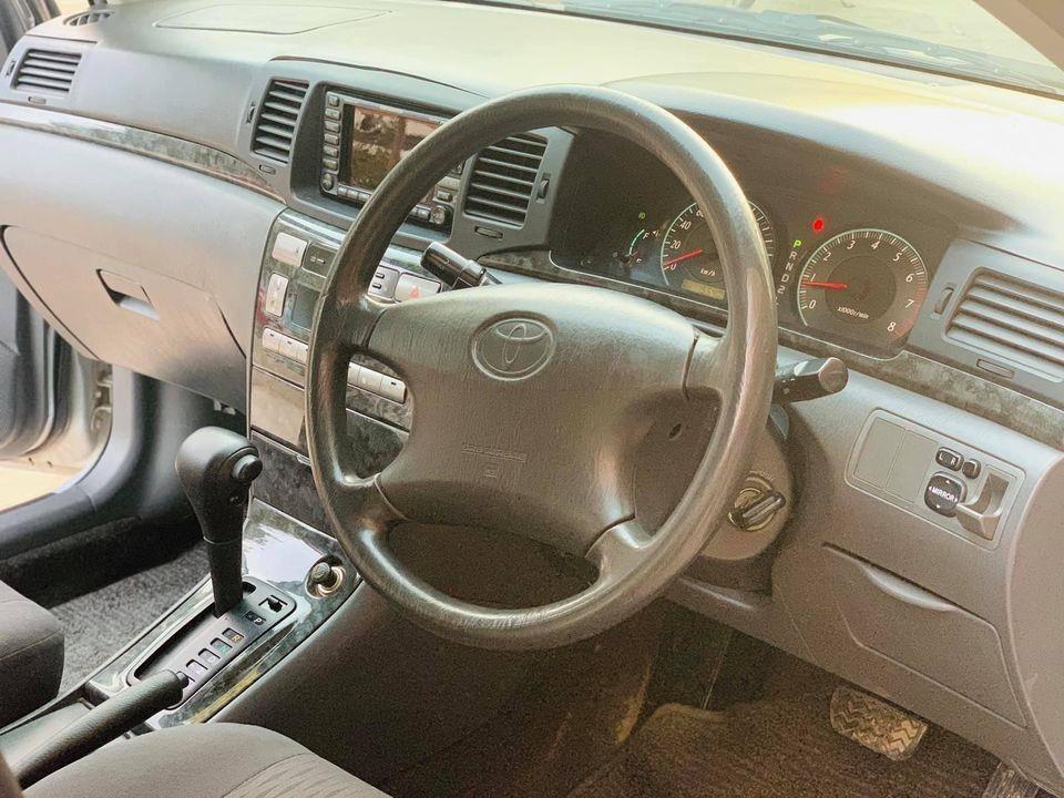 Toyota-luxel-x