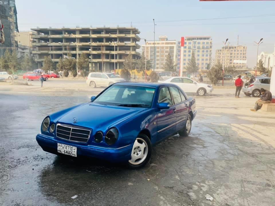 Mercedes-Benz-w210-e220-cdi