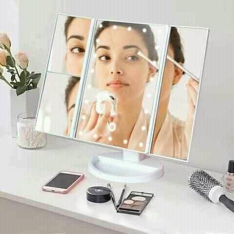آینه-آرایشی-LED