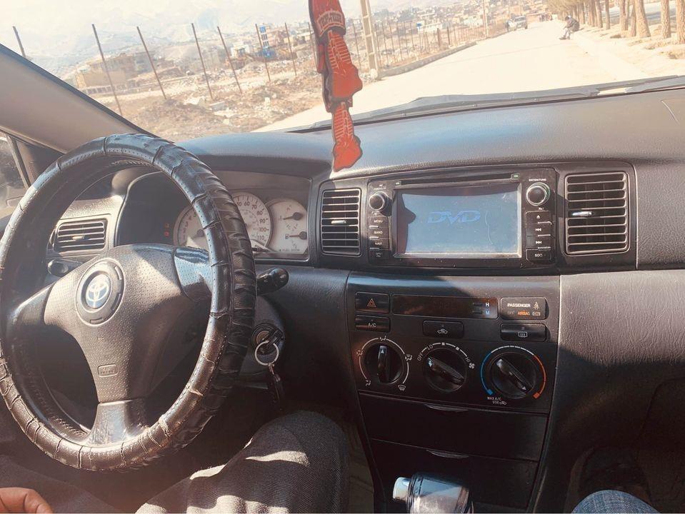 Toyota-corolla-2005