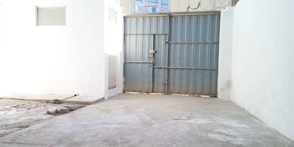 حویلی-فروشی-با-سه-اطاق
