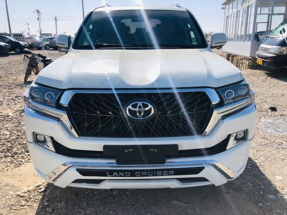 Toyota-LandCrusier-G-X-R